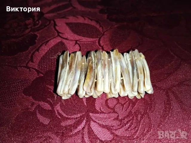 Ръчно изработени гривни от мидички , снимка 2 - Гривни - 47803921
