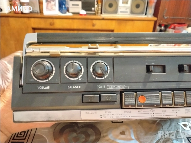 Продавам радио касетофон. JVC RC–646L, снимка 4 - Радиокасетофони, транзистори - 53295947