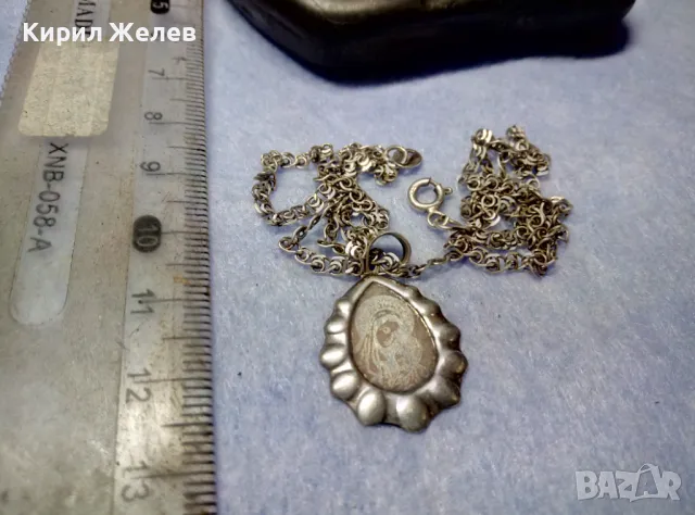 КРАСИВА СРЕБЪРНА ИКОНКА Прсв. БОГОРОДИЦА с МЛАДЕНЕЦА с ФИНА СРЕБЪРНА ВЕРИЖКА СРЕБРО 925 49830, снимка 2 - Колиета, медальони, синджири - 50136353