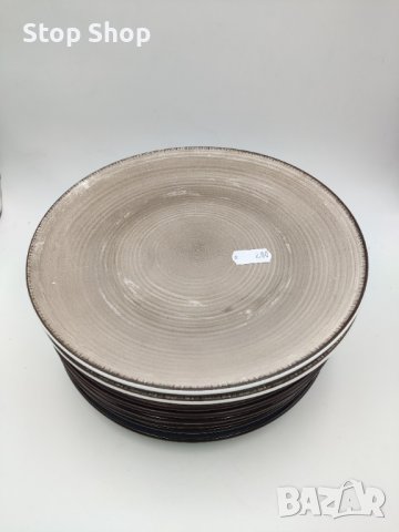 Керамични чинии различни цветове Размери 21 см, снимка 2 - Чинии - 43986668