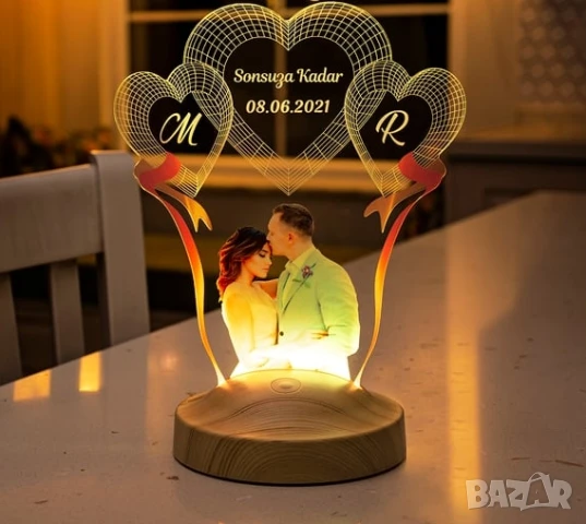 Лампа с ваши снимки и надпис или дата по избор, снимка 5 - Настолни лампи - 51310263