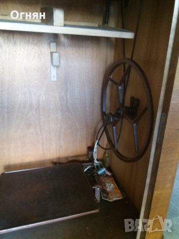 Немска шевна машина Saalfeld, снимка 3 - Антикварни и старинни предмети - 30234688