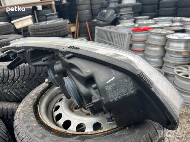Продавам ляв фар за Рено Меган сценик, снимка 2 - Аксесоари и консумативи - 52864721