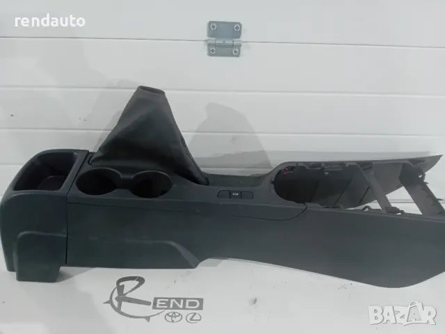 58805-0k030 Централна конзола Toyota Yaris P21 1.5 m15a 2020-2024