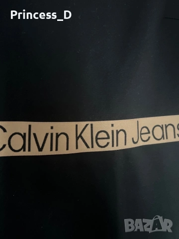 Рокля Calvin Klein Jeans, снимка 2 - Рокли - 53314652
