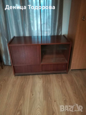 Ретро TV шкаф от соца, снимка 2 - Антикварни и старинни предмети - 44852834