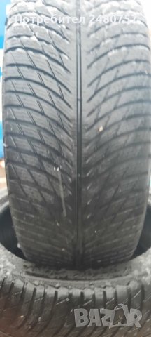 Зимни гуми Мишелин 235/45/19, снимка 5 - Гуми и джанти - 43140549