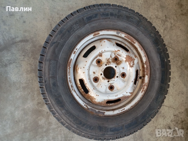 Зимни гуми 205/75/16 Michelin , снимка 4 - Гуми и джанти - 52400815