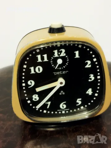 Стар механичен будилник, настолен часовник, снимка 2 - Антикварни и старинни предмети - 48466444