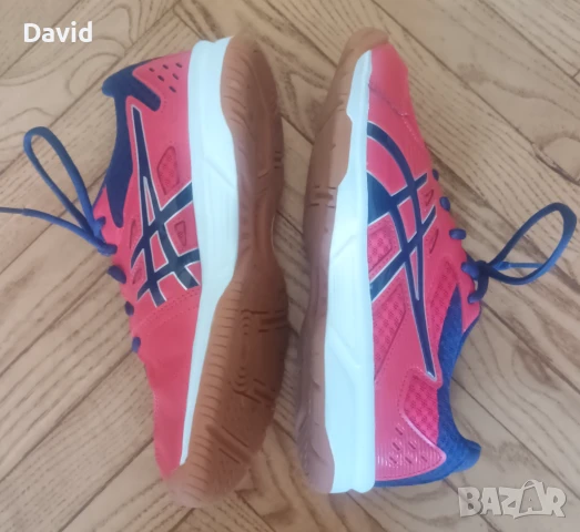 Оригинални дамски маратонки Asics Upcourt 3, снимка 4 - Маратонки - 50910676