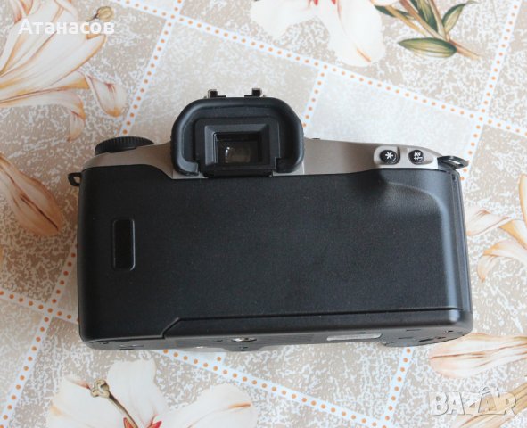 Canon EOS 3000N  като нов, снимка 4 - Фотоапарати - 40464089