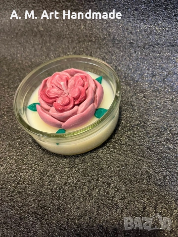 🌸 Декоративна свещ „Цъфтяща роза“ 🌸, снимка 3 - Декорация за дома - 53384769