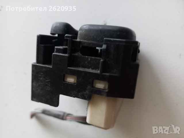 Бутон модул регулиране огледала тойота ярис 2008 г , снимка 2 - Части - 44118414