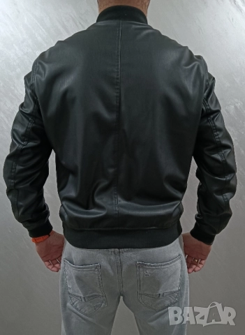 Кожени якета Zara , снимка 3 - Якета - 52433348
