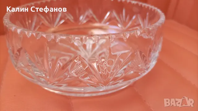 Стилна кристална кръгла бонбониера, снимка 5 - Прибори за хранене, готвене и сервиране - 48035513