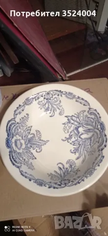 Нов руски сервиз ръчно рисуван от 60 -70 те години на миналия ве Може  да се използват чиниите за , снимка 3 - Антикварни и старинни предмети - 48821976