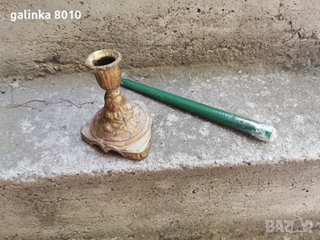 Стар бронзов свещник, снимка 5 - Антикварни и старинни предмети - 51337398