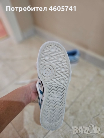 оригинални маратонки Adidas, снимка 3 - Маратонки - 51848595