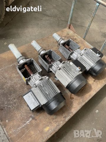 Мотор-редуктор с винт за шнек, снимка 2 - Други машини и части - 43773619