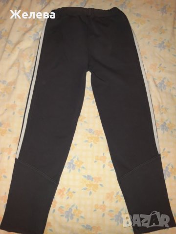 Лот от 4 долници, 2 горници, 2 блузки и 1 джинсов клин, снимка 15 - Детски комплекти - 26405362