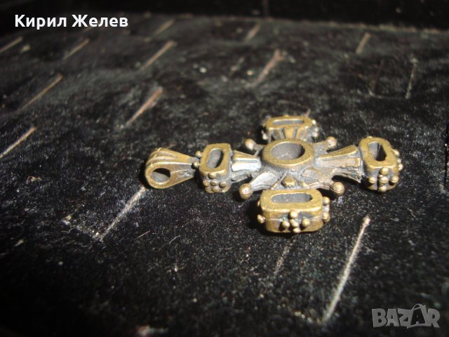 СТАР БРОНЗОВ АЖУРЕН с ОРНАМЕНТИ НАГРЪДЕН КРЪСТ 22234, снимка 9 - Колиета, медальони, синджири - 33004626