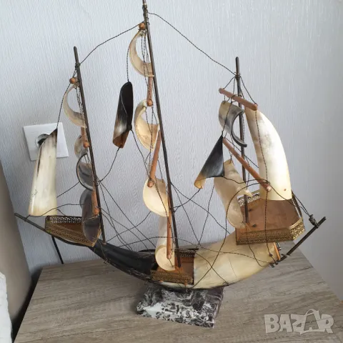 Голям кораб от рог с нощна лампа и латерна, снимка 8 - Колекции - 50266343