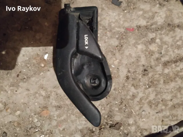 Вътрешна дръжка врата за Ford Maverick 2003, снимка 2 - Части - 47343173