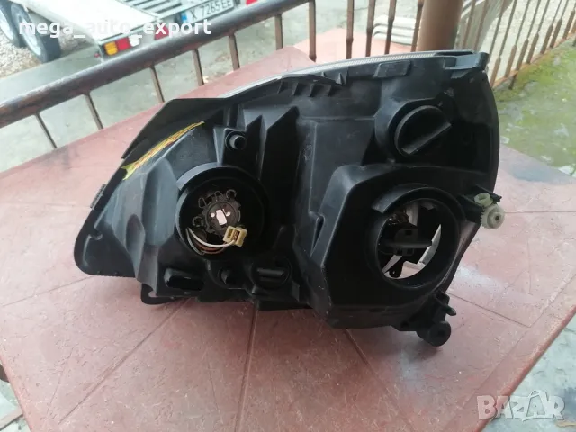 Оригинален фар за Renault Clio 2001-Hella десен, снимка 2 - Части - 50248712