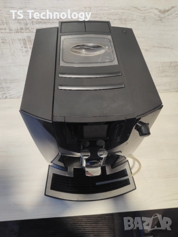 ГАРАНЦИЯ ! JURA Е60 Cappuccino / Кафеавтомат - робот / Капучинатор, снимка 3 - Кафемашини - 53039023