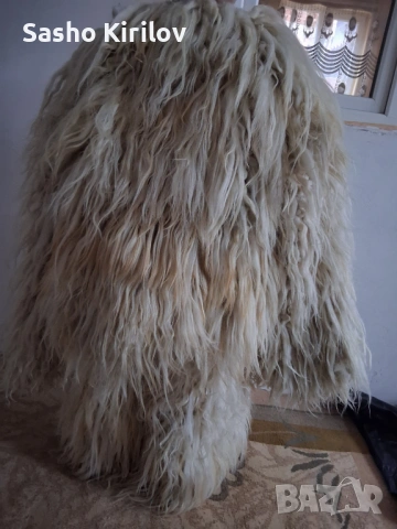 Дългокосмен костюм