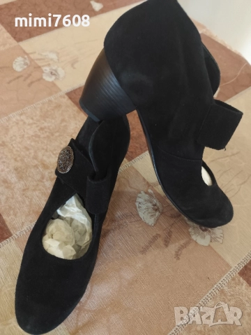 обувки от велур , снимка 3 - Дамски обувки на ток - 51658780