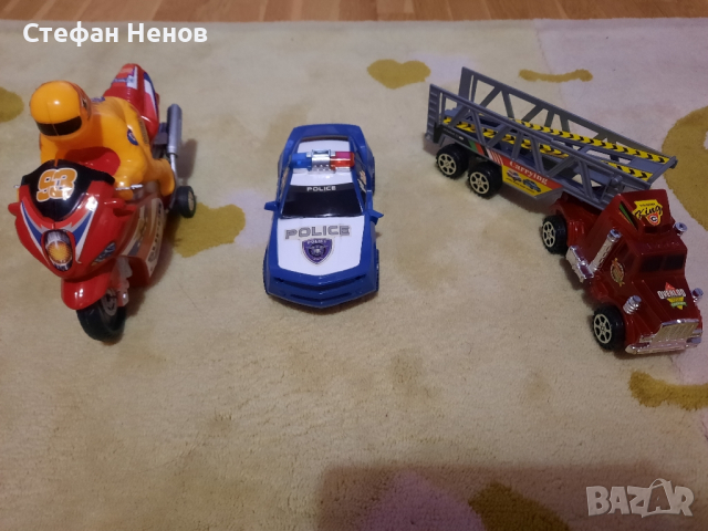 Самолет, камион със стълба, кола и мотор, снимка 4 - Коли, камиони, мотори, писти - 44857605