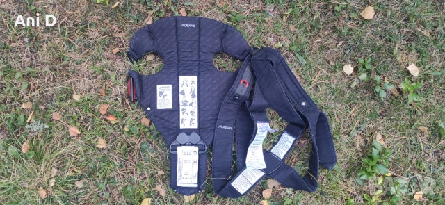 Бебешко кенгуру Mini на BabyBjorn, снимка 3 - Кенгура и ранички - 52343261