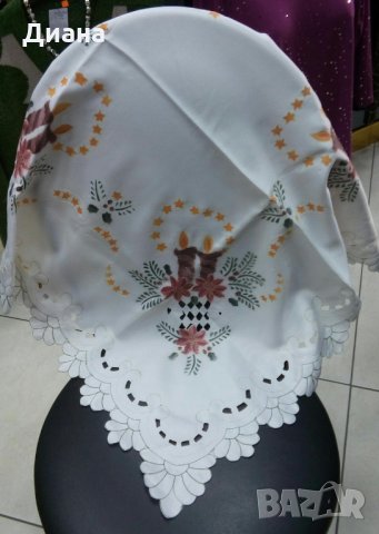 Красиви покривки и салфетки-ръчна бродерия,ръчно плетиво, снимка 4 - Покривки за маси - 28784117
