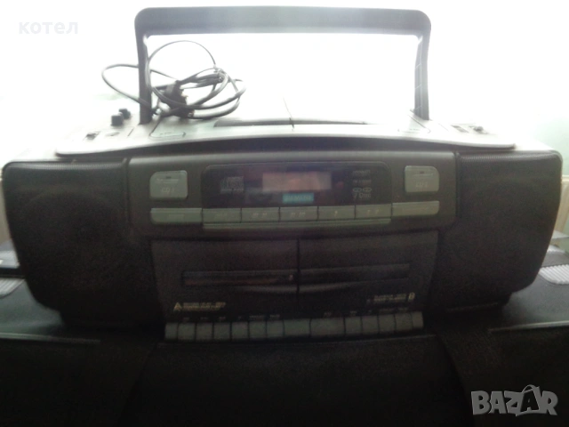 Продавам  ,,boombox " / радиомагнетофон Siemens -RD132G6