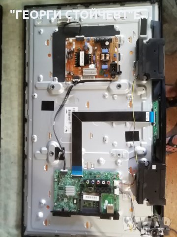 UE32H4000AW  СЪС СЧУПЕНА МАТРИЦА, снимка 4 - Части и Платки - 33615309