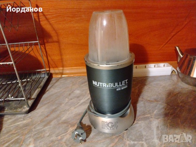 Продавам Nutribullet 600 Series, снимка 2 - Чопъри и пасатори - 43959782