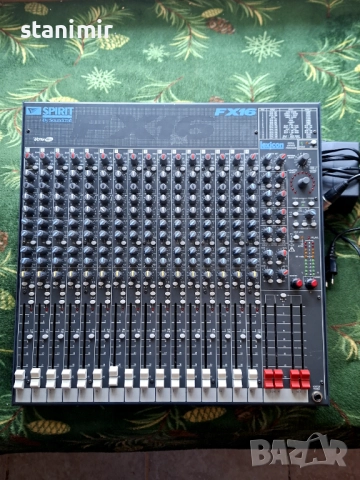 Mixer Soundcraft spirit fx16