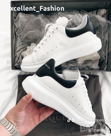 Унисекс модел Alexander McQueen 