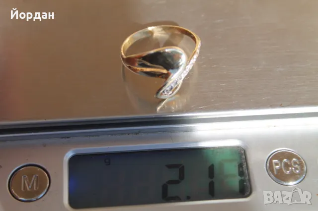 Златен дамски пръстен , снимка 12 - Пръстени - 47812986