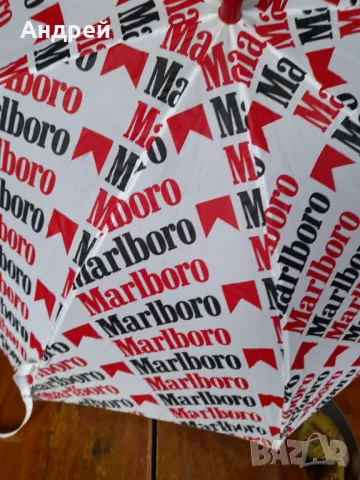 Стар чадър Marlboro, снимка 5 - Други ценни предмети - 47838975