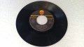 Малка грамофонна плоча, 7 инча, 17.78 см, JEAN-YVES 1-c,est pas …. 2-pas …., , френска преса, снимка 5