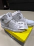 Нови бели спортни обувки , снимка 2