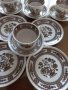 Красиви английски порцеланови чаши за чай или кафе, снимка 1 - Чинии - 43212286