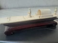Рядка стара фигурка, слонова кост ,лодка,шхуна,кораб, Инуити, снимка 1