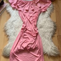 Розова рокля, снимка 1 - Рокли - 33615849