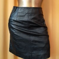 Steps S/M Черна кожена къса пола с джобове с цип , снимка 2 - Поли - 34931540
