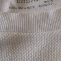 Блуза Bershka, снимка 2 - Блузи - 43127575