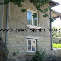 Продава се двуетажна къща в село Горско Абланово
