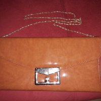 Дамска чанта плик със синджир нова, снимка 1 - Чанти - 28464638